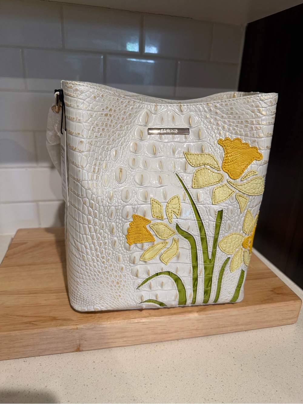 Brahmin Celina Bucket Bag in White Sunlit - Picture 6 of 16